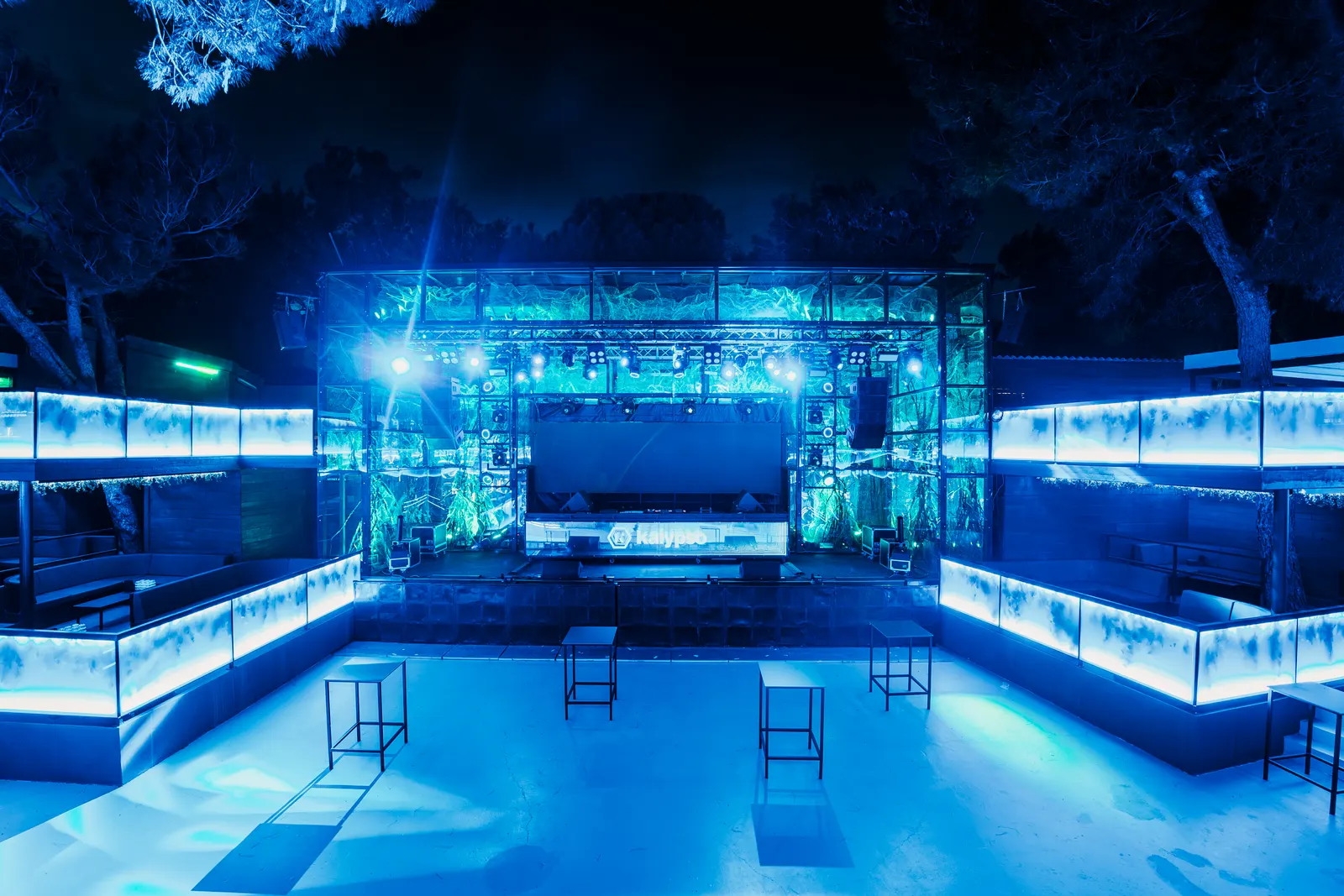 Kalypso Club Zrce Beach — Club-Gelände und Floor (3)
