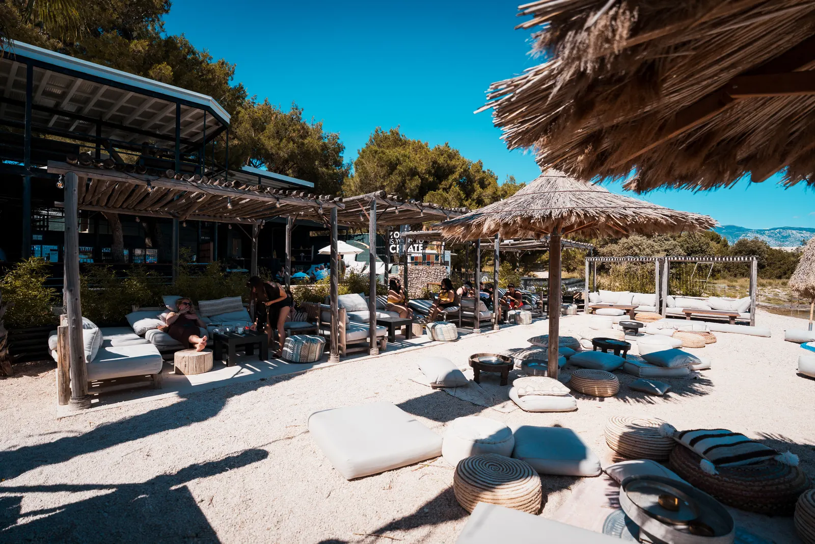 Party am Zrce Festival Beach — Foto 3