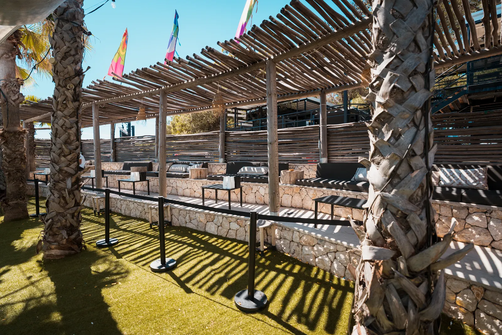 Kalypso Club Zrce Beach — neue Pool-Area mit Strandzugang (5)