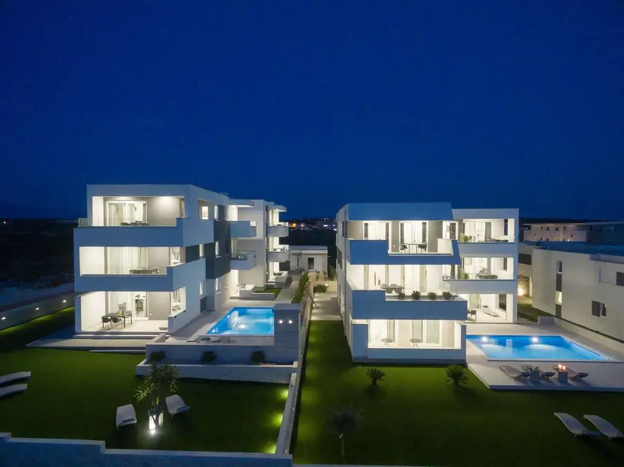 Villa Pool Maris — 1 Schlafzimmer + Wohnzimmer (1/8)